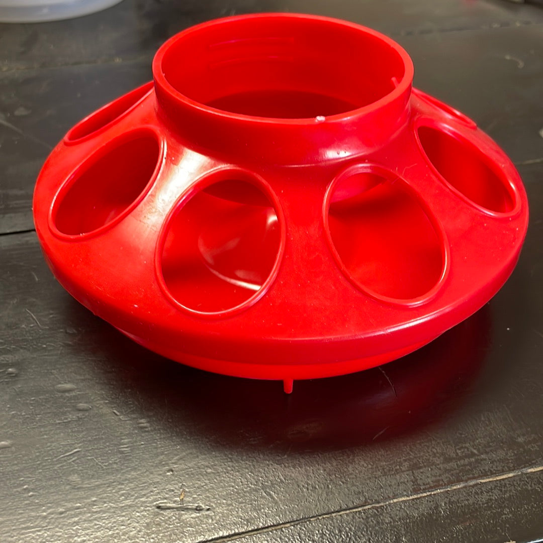 1qt plastic feeder base